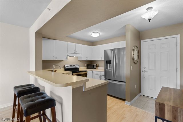 8274 Key Royal CIR 1022, Naples, FL 34119