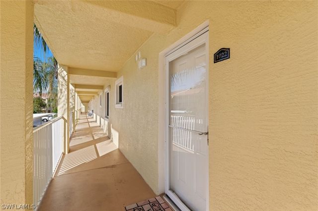 8274 Key Royal CIR 1022, Naples, FL 34119