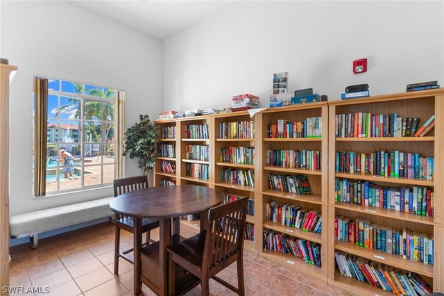 8274 Key Royal CIR 1022, Naples, FL 34119