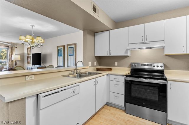 8274 Key Royal CIR 1022, Naples, FL 34119