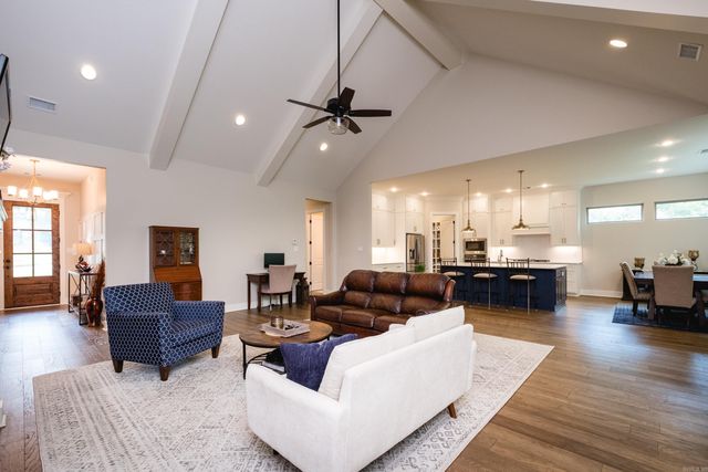 35 Rosans Court, Little Rock, AR 72223