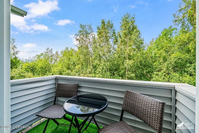 7655 Stepping Stone Lane, Q2, Anchorage, AK 99504