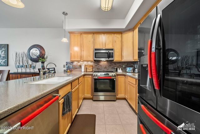 7655 Stepping Stone Lane, Q2, Anchorage, AK 99504