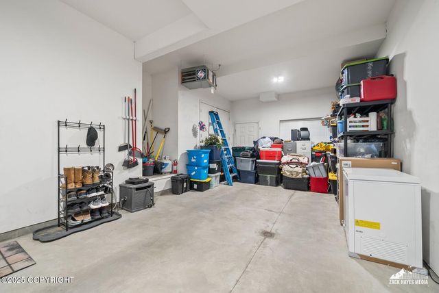 7655 Stepping Stone Lane, Q2, Anchorage, AK 99504