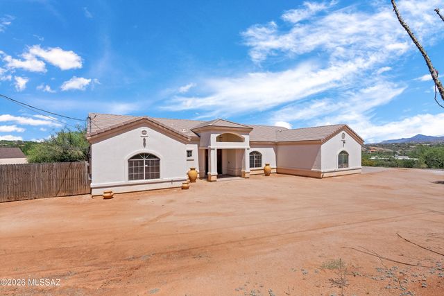 880 Calle Zapotec, Rio Rico, AZ 85648