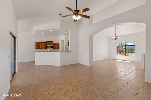 880 Calle Zapotec, Rio Rico, AZ 85648