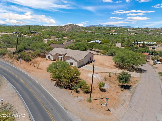 880 Calle Zapotec, Rio Rico, AZ 85648