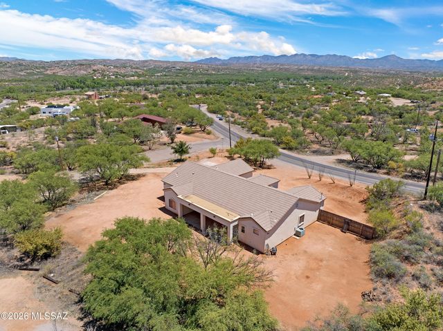 880 Calle Zapotec, Rio Rico, AZ 85648