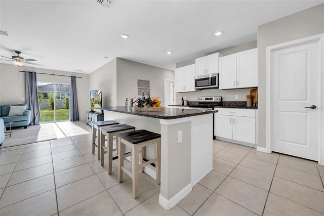 31440 BARREL WAVE WAY, Wesley Chapel, FL 33545