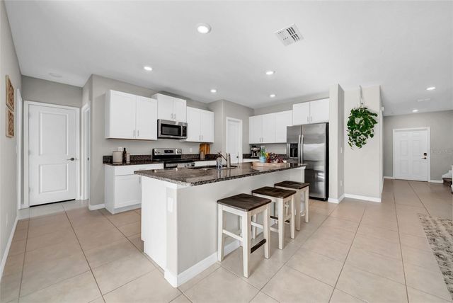 31440 BARREL WAVE WAY, Wesley Chapel, FL 33545