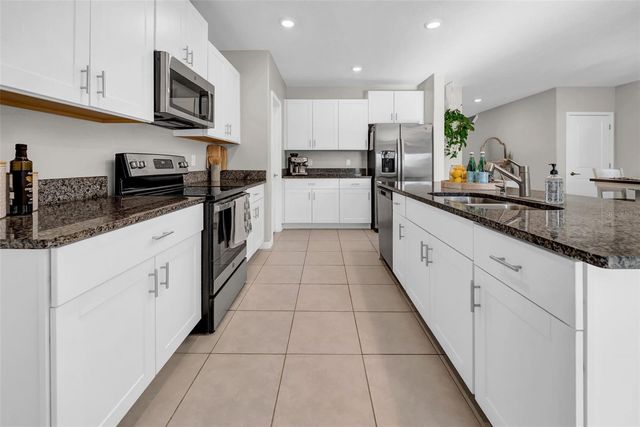 31440 BARREL WAVE WAY, Wesley Chapel, FL 33545