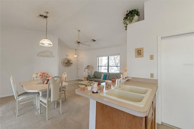 6121 KITTIWAKE DRIVE, Lakeland, FL 33809