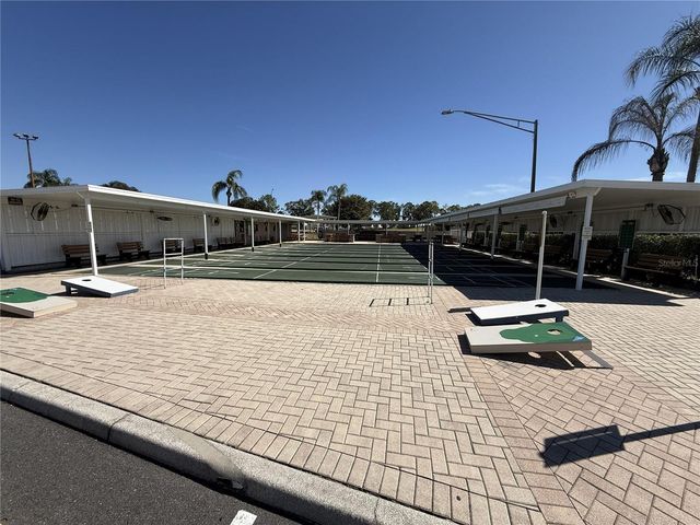 6121 KITTIWAKE DRIVE, Lakeland, FL 33809