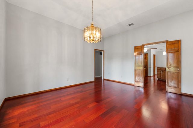 4503 Lake Park Drive, Arlington, TX 76016