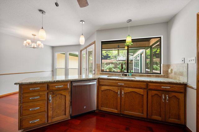 4503 Lake Park Drive, Arlington, TX 76016