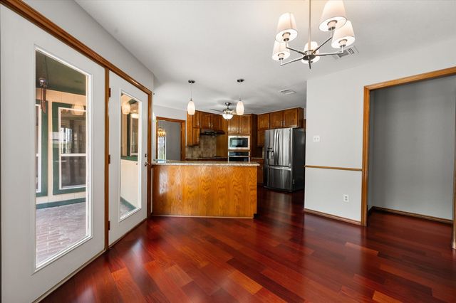 4503 Lake Park Drive, Arlington, TX 76016