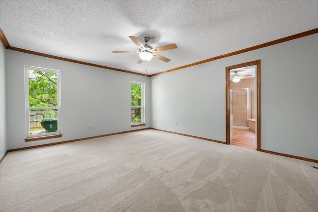 4503 Lake Park Drive, Arlington, TX 76016