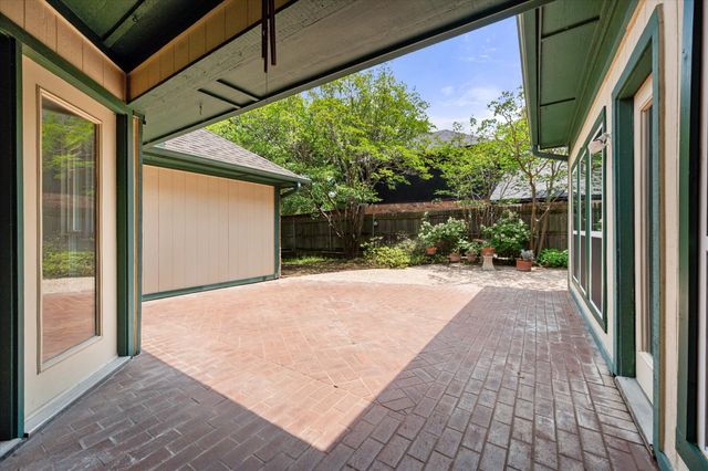 4503 Lake Park Drive, Arlington, TX 76016