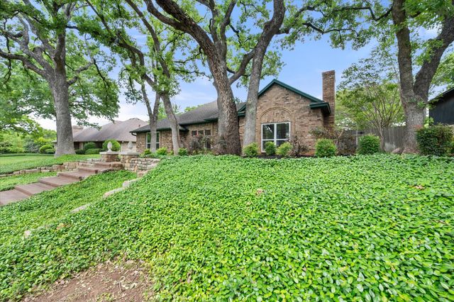 4503 Lake Park Drive, Arlington, TX 76016