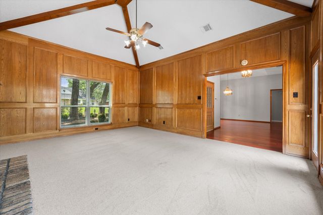 4503 Lake Park Drive, Arlington, TX 76016
