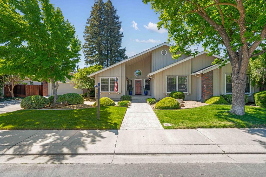 3829 Mondrian Dr, Modesto, CA 95356