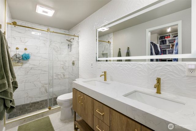 105 Lila Street, Steilacoom, WA 98388