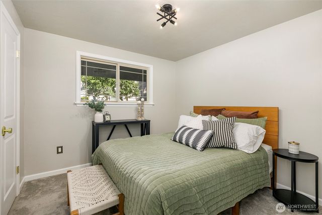 105 Lila Street, Steilacoom, WA 98388