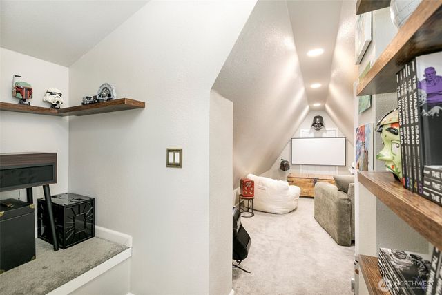 105 Lila Street, Steilacoom, WA 98388
