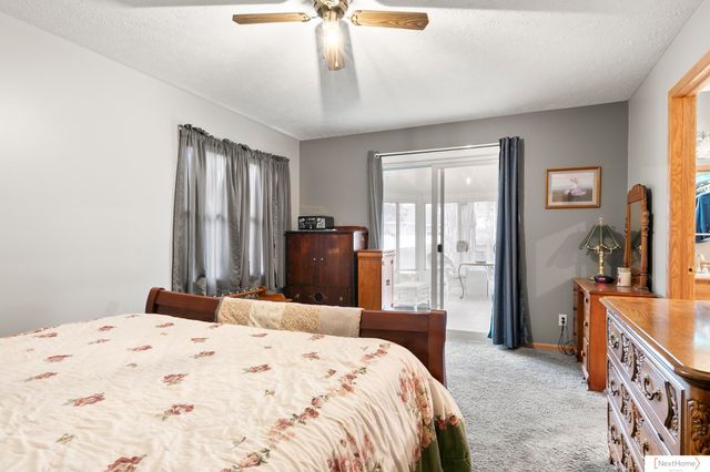 4215 S 40th Street, Lincoln, NE 68506