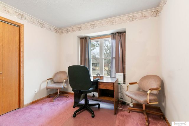 4215 S 40th Street, Lincoln, NE 68506