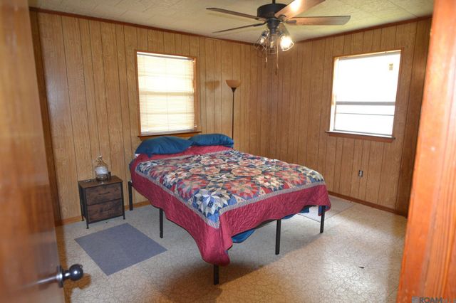 395 Avenue G, Port Allen, LA 70767