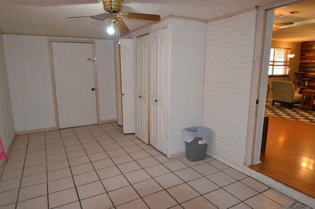 395 Avenue G, Port Allen, LA 70767