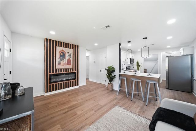 1528 Morgan DR, Hampton, VA 23663