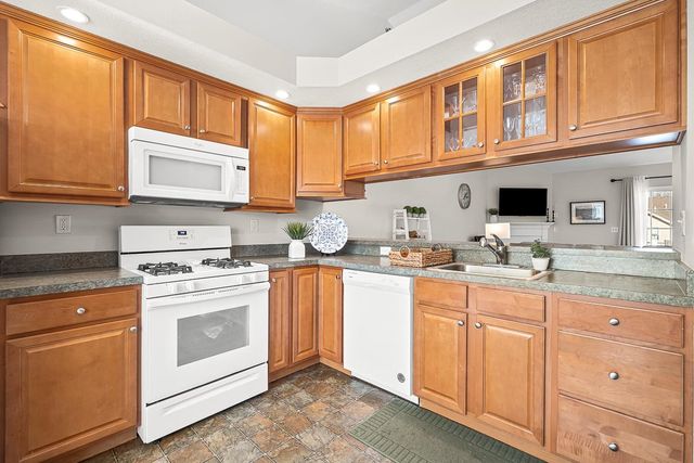 154 Hall Road, Fremont, NH 03044