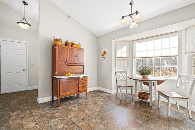 154 Hall Road, Fremont, NH 03044