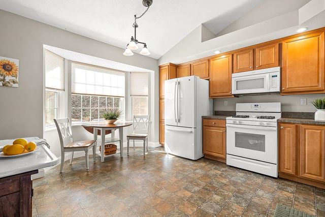 154 Hall Road, Fremont, NH 03044