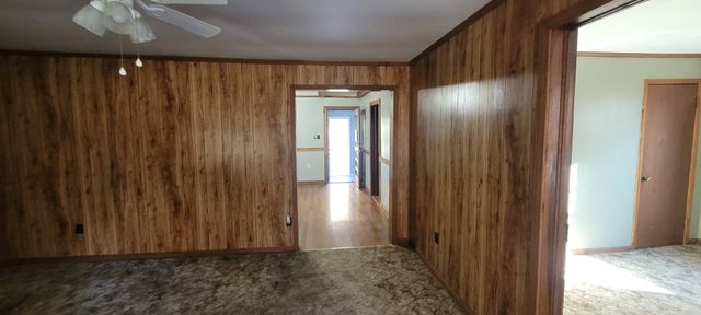 495 Shepherd Hollow Rd, Indian Mound, TN 37079