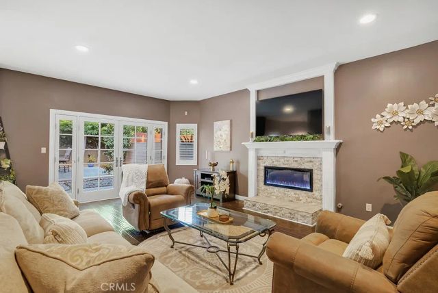 6226 Mammoth, Valley Glen, CA 91401