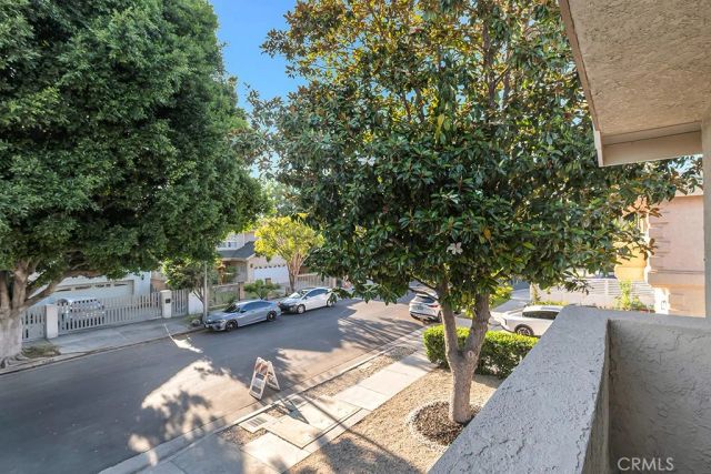 6226 Mammoth, Valley Glen, CA 91401