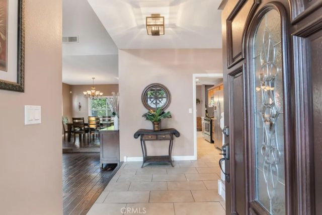 6226 Mammoth, Valley Glen, CA 91401