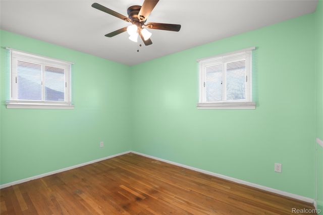 7043 N Wildwood Street, Westland, MI 48185