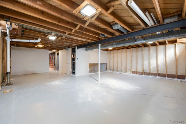 7043 N Wildwood Street, Westland, MI 48185