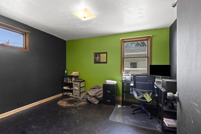 260 N DANZ AVENUE, Green Bay, WI 54302