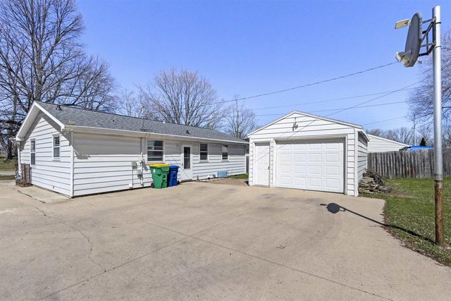 260 N DANZ AVENUE, Green Bay, WI 54302