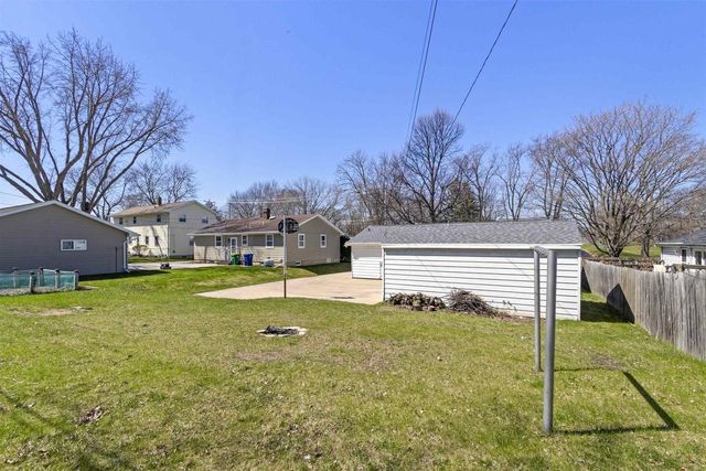260 N DANZ AVENUE, Green Bay, WI 54302
