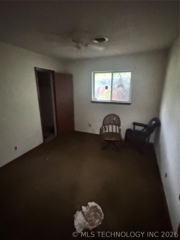 3815 S 82nd East Avenue, Tulsa, OK 74145