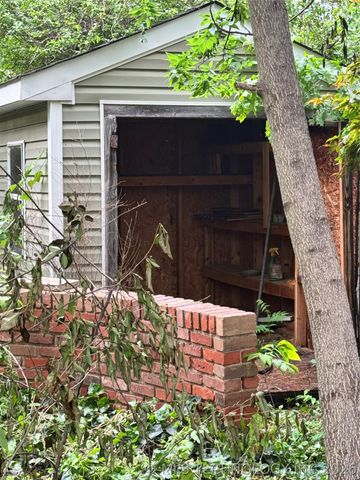 3815 S 82nd East Avenue, Tulsa, OK 74145