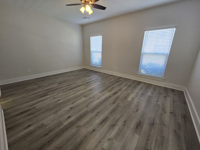 2186 Hospitality Ln, Murfreesboro, TN 37128