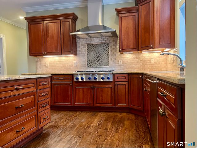 23 Aldo Drive, Woodbridge, CT 06525