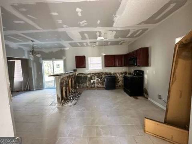 6415 Grey Fox Way, Riverdale, GA 30296
